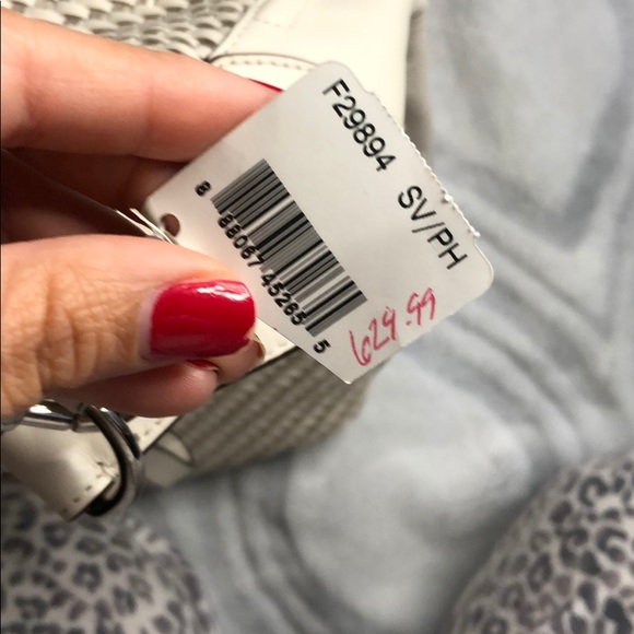 Purse - Picture 4 of 9